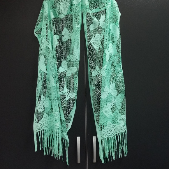 coynes & company Accessories - Butterfly Floral Shaw Scarf